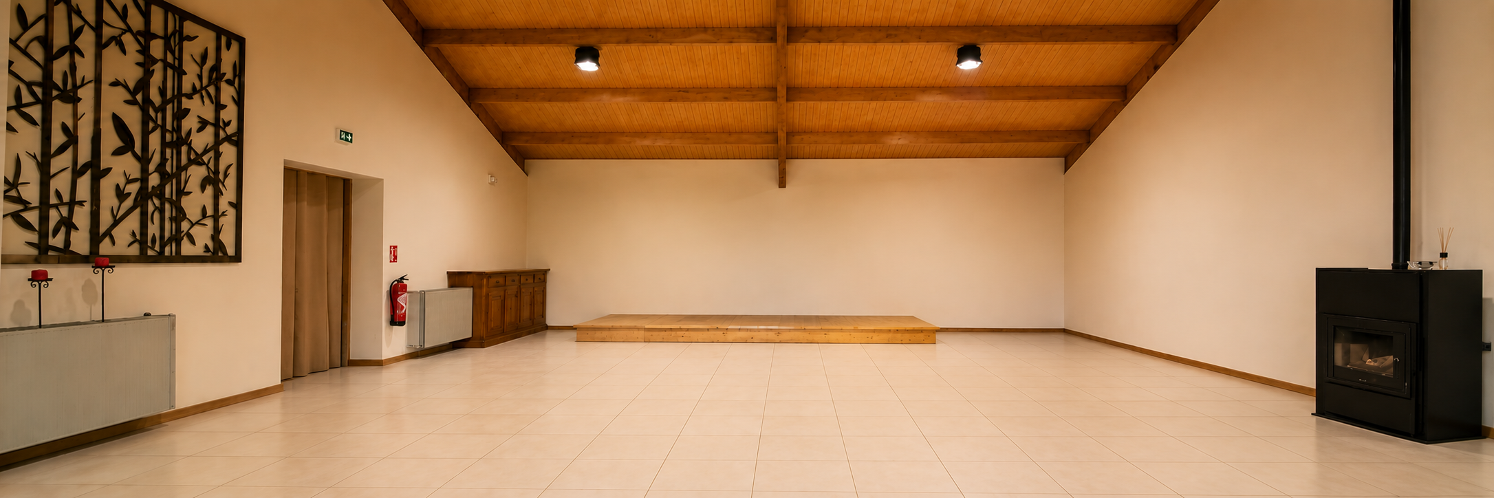 Intérieur de la salle de danse